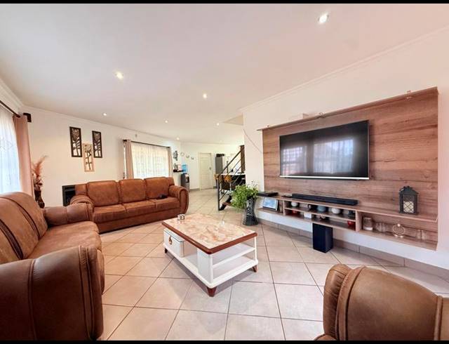 4 BEDROOM HOUSE FOR SALE IN TERENURE